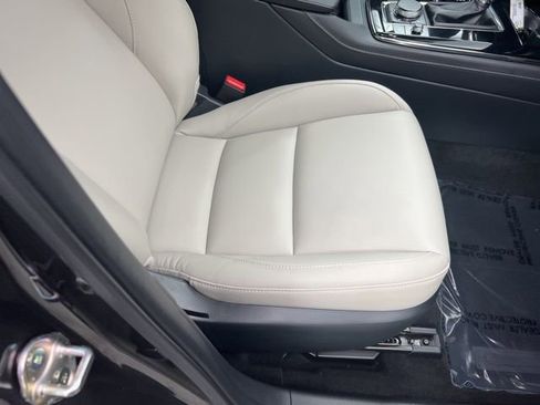 Certified 2025 MAZDA CX-30 AWD 2.5 S w/ Preferred Package image 23