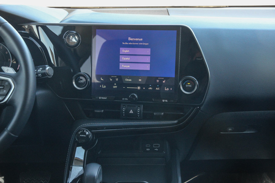 Certified 2025 Lexus NX 250 FWD w/ Accessory Package (2T) image 14