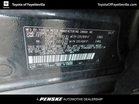 Used 2021 Toyota RAV4 LE image 8