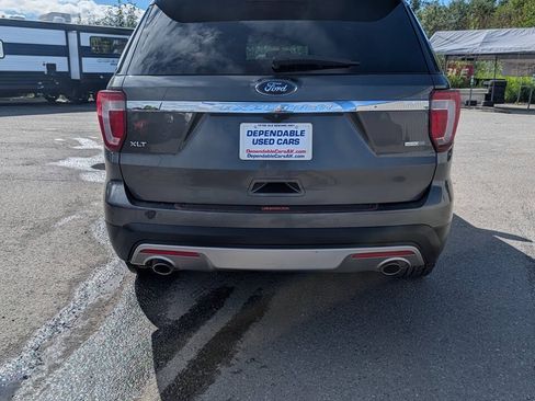 Used 2016 Ford Explorer XLT w/ Equipment Group 202A AWD/4WD image 5