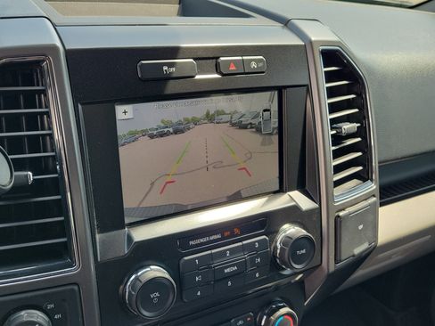Used 2018 Ford F150 XLT w/ Equipment Group 302A Luxury AWD/4WD image 26