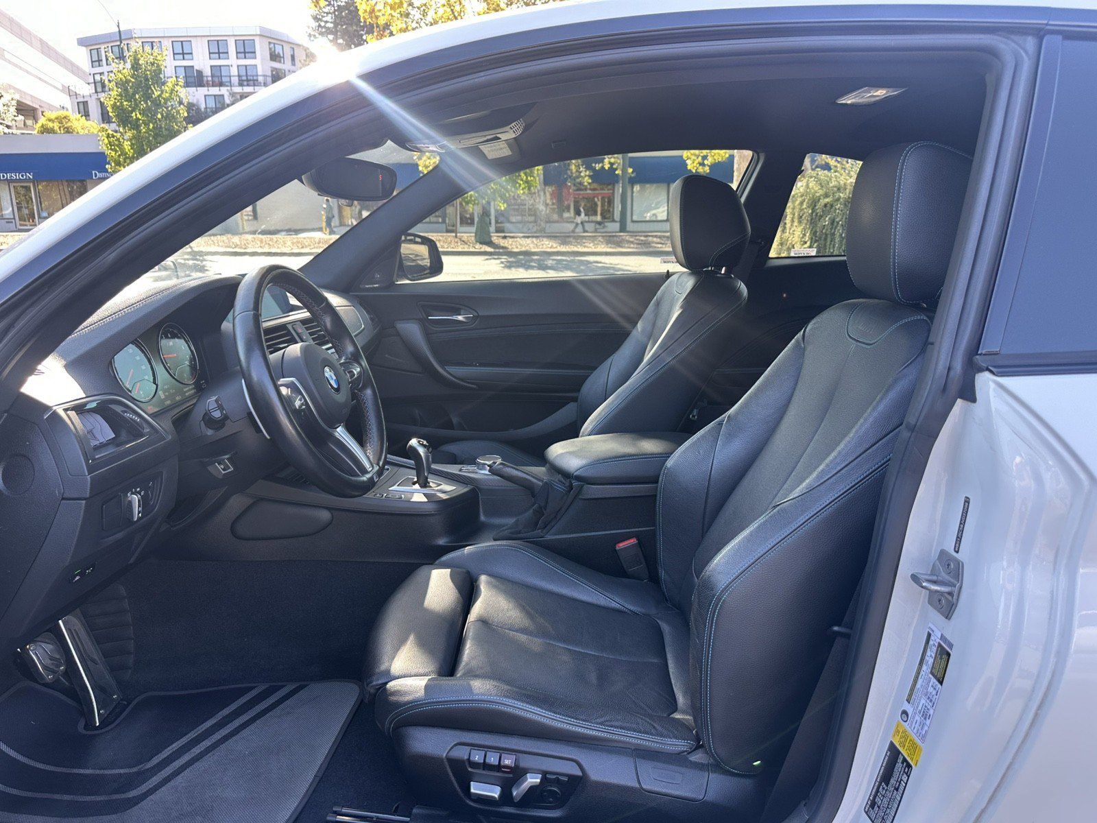 Used 2018 BMW M2 RWD image 16