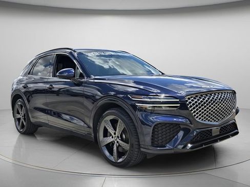 Certified 2023 Genesis GV70 2.5T w/ Sport Prestige Package AWD/4WD image 9