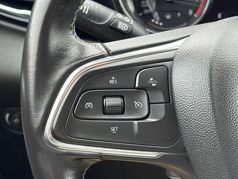 Used 2020 Buick Encore GX Preferred w/ Cold Weather Comfort Package image 19