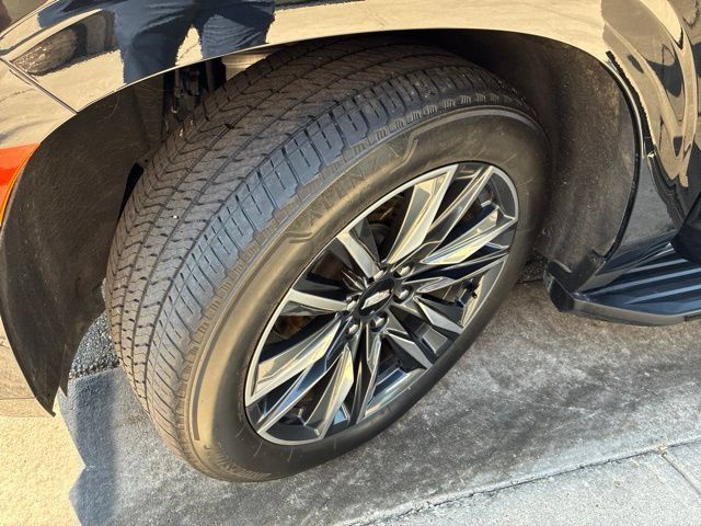 Used 2021 Cadillac Escalade Sport Platinum AWD/4WD image 18