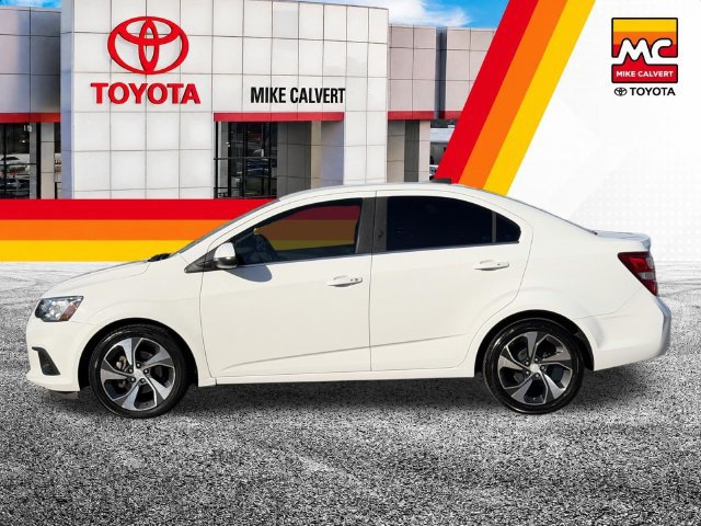 Used 2017 Chevrolet Sonic Premier FWD image 3