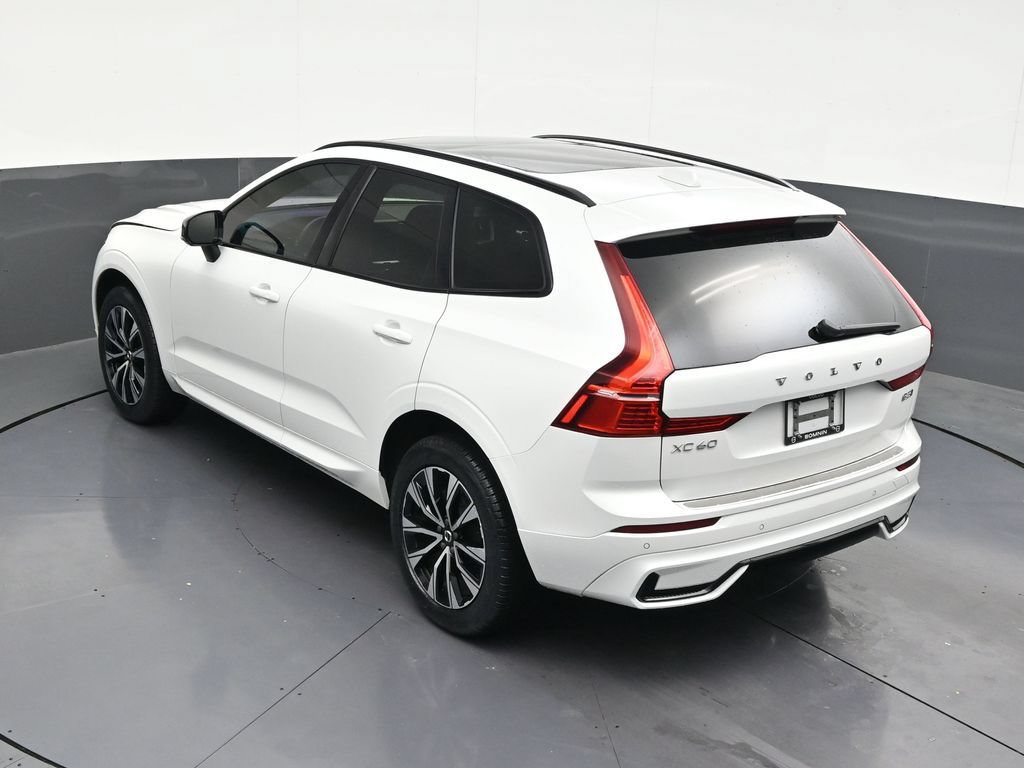 Certified 2024 Volvo XC60 B5 Core w/ Protection Package Premier AWD/4WD image 18