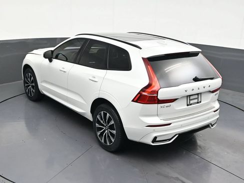 Certified 2024 Volvo XC60 B5 Core w/ Protection Package Premier AWD/4WD image 18