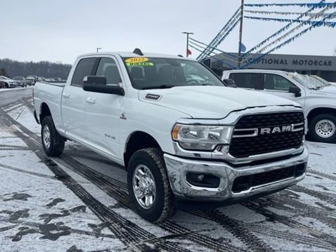 Used 2022 RAM 2500 Big Horn w/ Cold Weather Group image 9