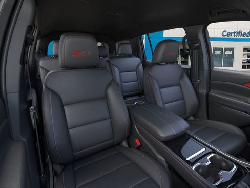 New 2026 Chevrolet Traverse Z71 w/ Enhanced Driving Package image 17