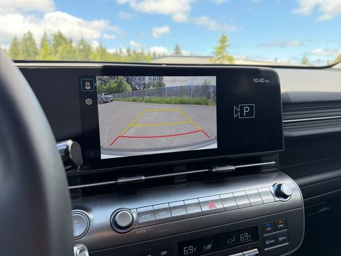 Used 2024 Hyundai Kona SEL FWD image 18