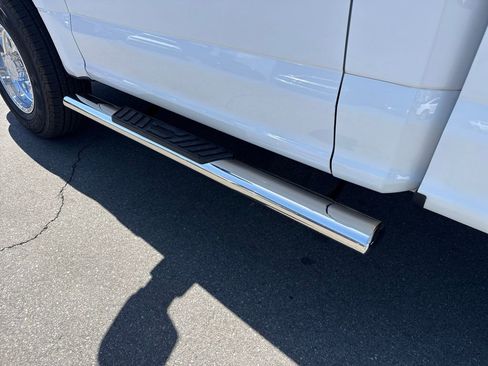 Used 2018 Ford F250 XL w/ Power Equipment Group RWD image 9