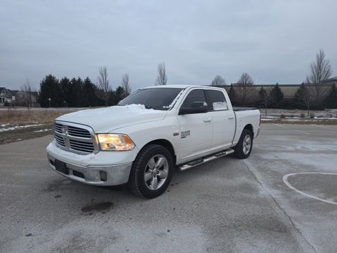 Used 2019 RAM 1500 Big Horn image 3
