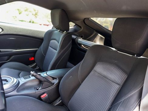 Used 2010 Nissan 370Z Coupe RWD image 20