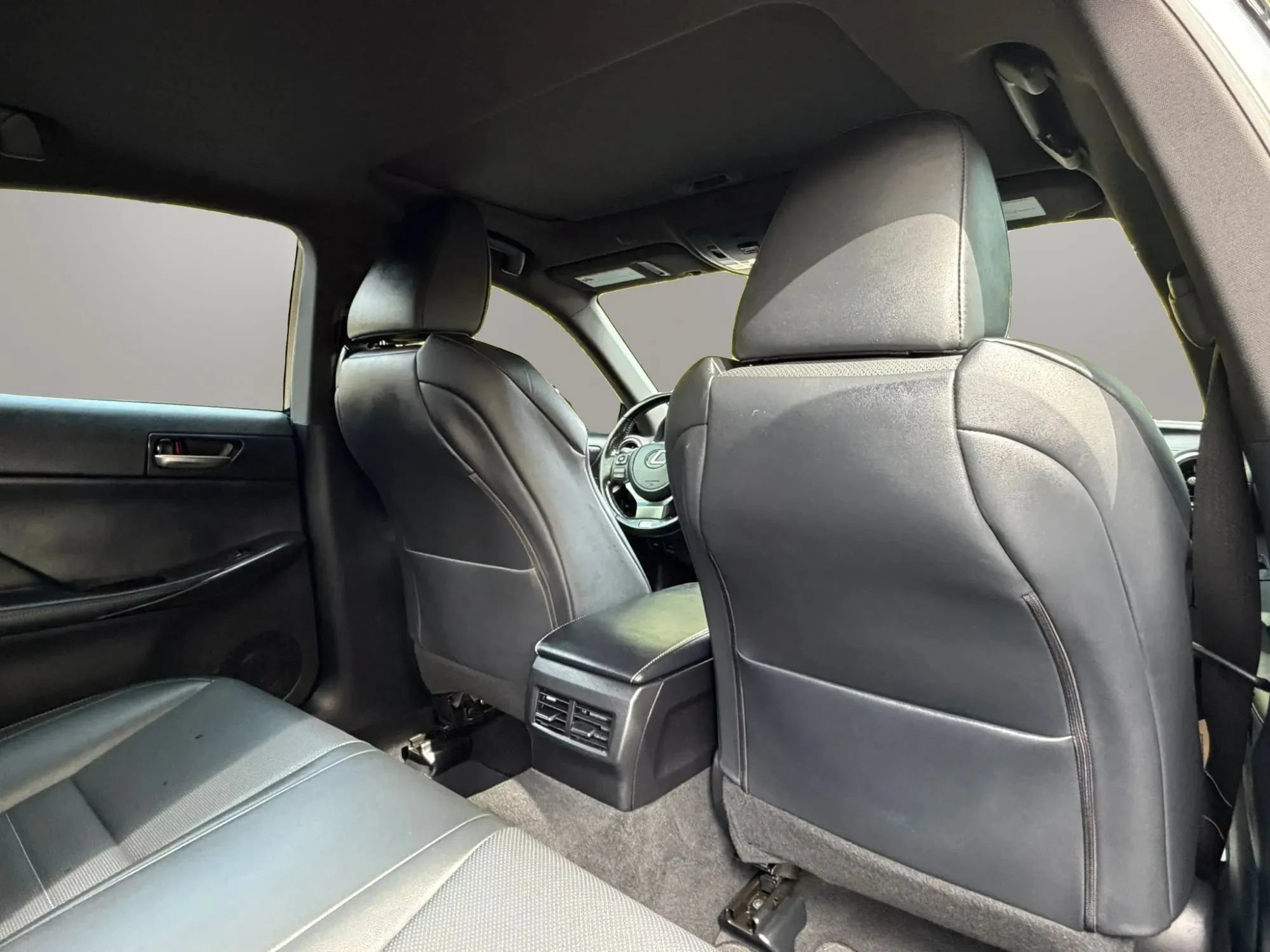 Used 2022 Lexus IS 350 F Sport w/ Navigation Package RWD image 15