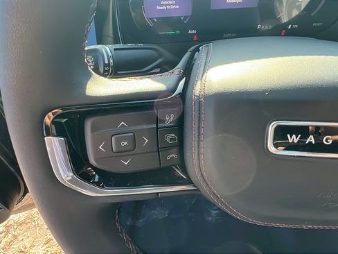 Used 2024 Jeep Wagoneer Launch Edition image 28