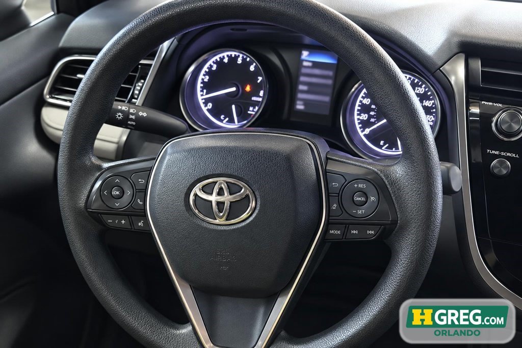 Used 2020 Toyota Camry LE FWD image 12