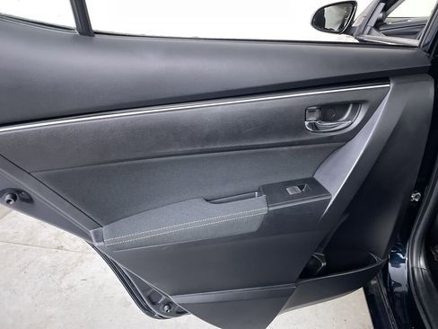 Used 2019 Toyota Corolla LE image 18