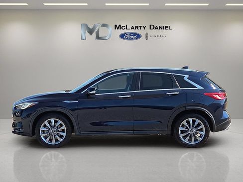 Used 2021 INFINITI QX50 Luxe AWD/4WD image 3