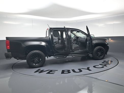 Used 2022 Chevrolet Colorado Z71 w/ Z71 Midnight Edition AWD/4WD image 25