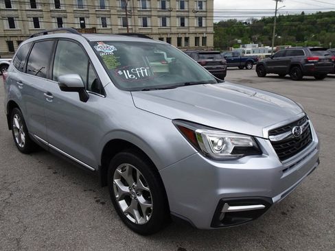 Used 2018 Subaru Forester 2.5i Touring w/ Popular Package #3B AWD/4WD image 4