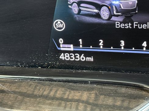 Certified 2024 Cadillac Escalade Premium Luxury image 38