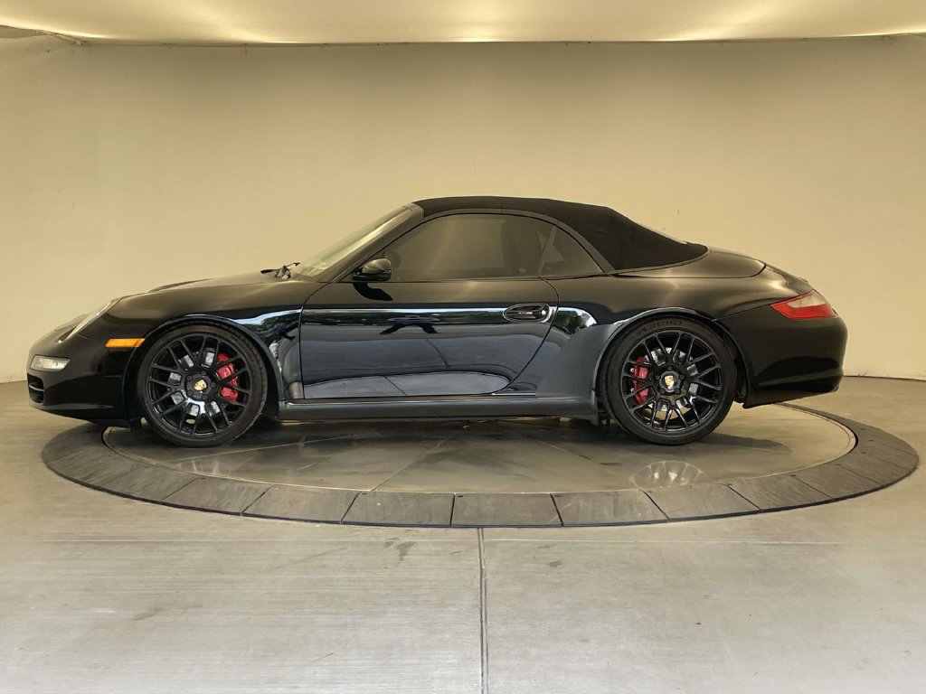 Used 2006 Porsche 911 Carrera S RWD image 2