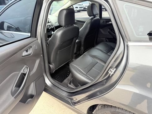 Used 2018 Ford Focus Titanium image 15