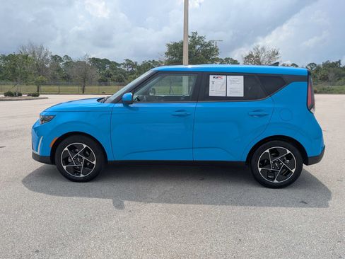 Certified 2023 Kia Soul EX FWD image 8