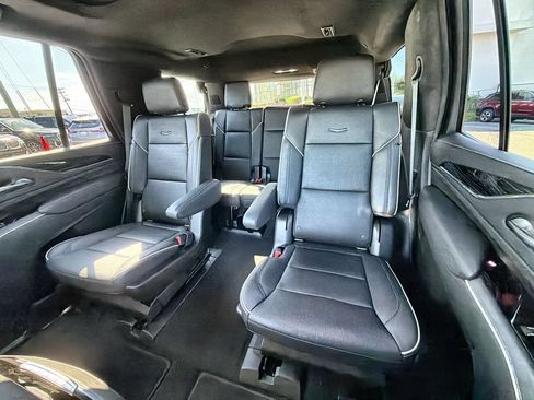 Used 2021 Cadillac Escalade Sport AWD/4WD image 21