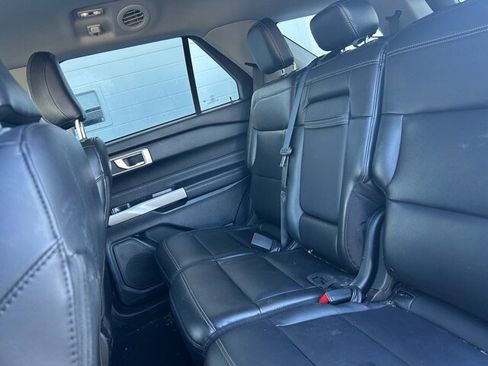 Certified 2023 Ford Explorer XLT w/ Equipment Group 202A image 9