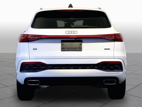 Used 2025 Audi Q5 Premium AWD/4WD image 5