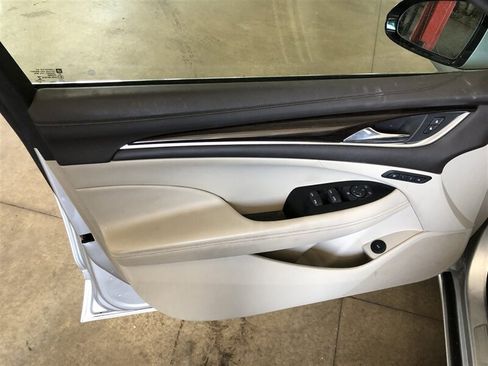 Used 2017 Buick LaCrosse Essence image 20