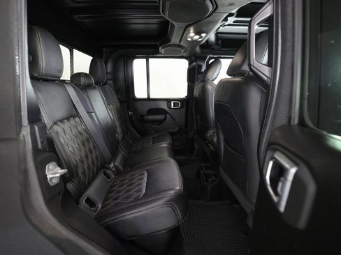 Used 2022 Jeep Gladiator Sport image 12