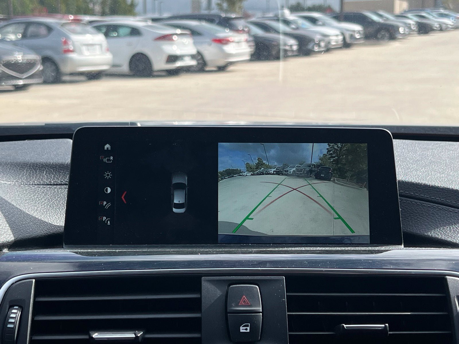 Used 2018 BMW 330i xDrive Sedan w/ Premium Package AWD/4WD image 30