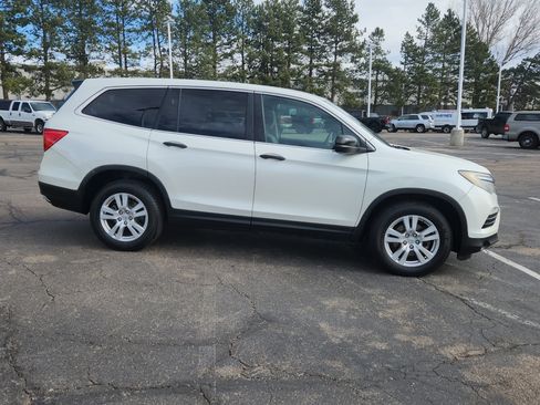 Used 2016 Honda Pilot LX image 18