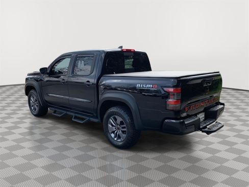 Certified 2025 Nissan Frontier SV w/ SV Convenience Package AWD/4WD image 3