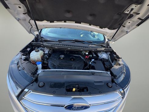 Used 2017 Ford Edge Titanium w/ Equipment Group 301A AWD/4WD image 52