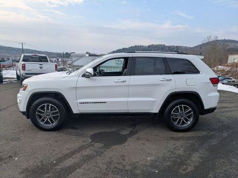 Certified 2022 Jeep Grand Cherokee Limited AWD/4WD image 9