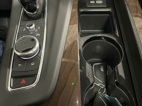 Used 2024 Cadillac Escalade Premium Luxury Platinum image 20