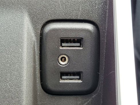 Certified 2017 Chevrolet Bolt Premier w/ Driver Confidence II Package image 35