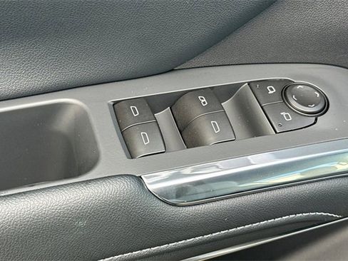 New 2026 Chevrolet Traverse LT image 15