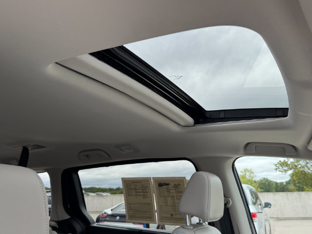 Certified 2026 Honda Odyssey EX-L image 9