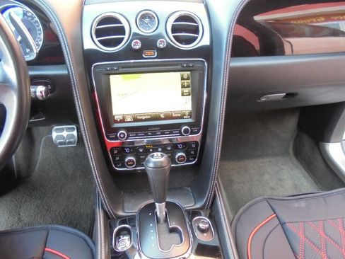 Used 2016 Bentley Flying Spur V8 image 37