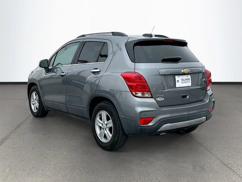 Used 2020 Chevrolet Trax LT w/ Driver Confidence Package image 5