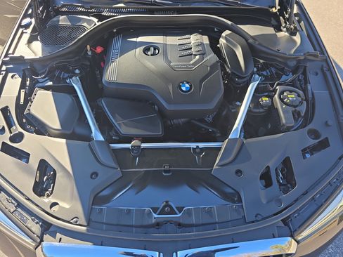 Used 2023 BMW 530i xDrive w/ Premium Package image 33