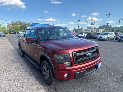 Used 2014 Ford F150 FX4 w/ Equipment Group 402A Luxury AWD/4WD image 5