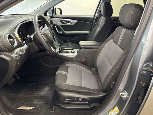 Certified 2025 Chevrolet Blazer LT w/ Convenience Package FWD image 10