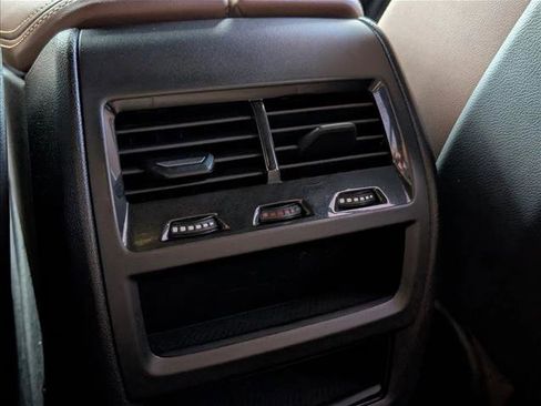 Certified 2025 BMW X5 sDrive40i w/ M Sport Package RWD image 18