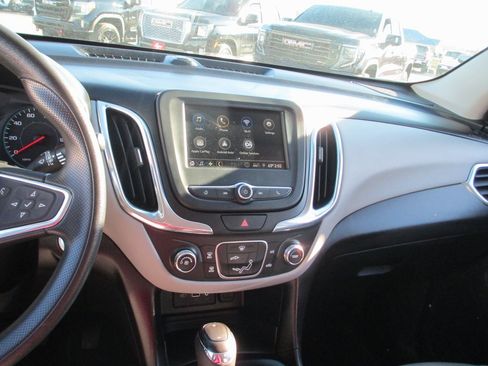Used 2019 Chevrolet Equinox LS image 20